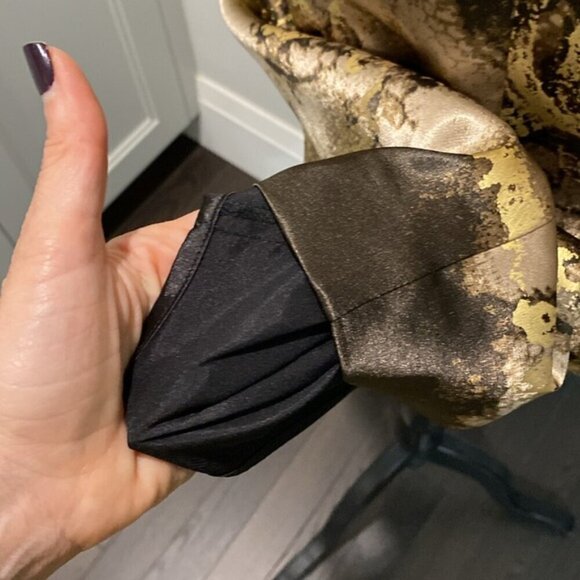 Tahari Gold METALLIC ABSTRACT SLEEVELESS SHEATH DRESS - Picture 10 of 16